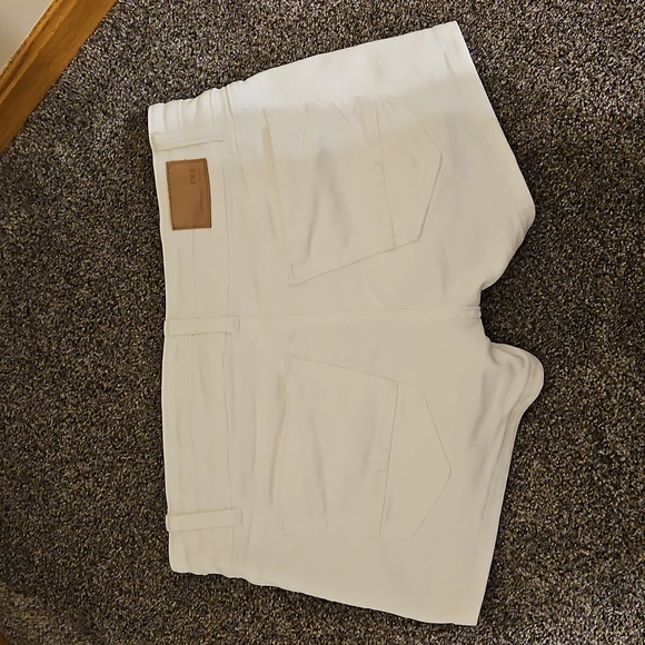 Womens BKE Shorts - Picture 4 of 5